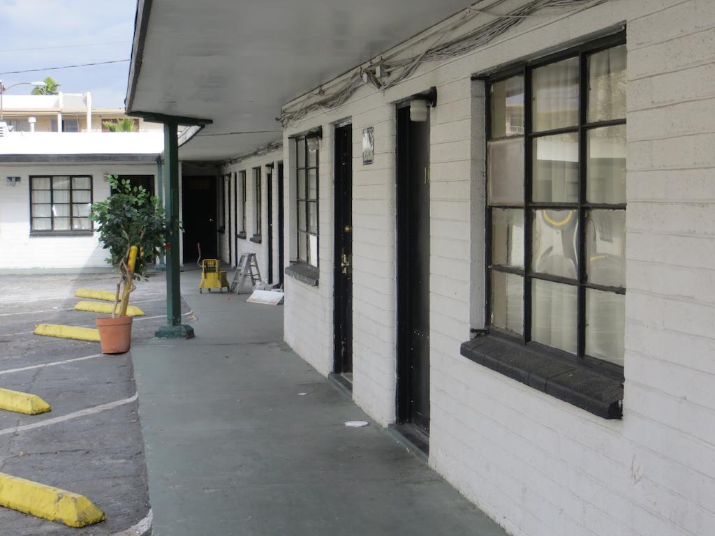 Economy Motel Las Vegas Exterior photo